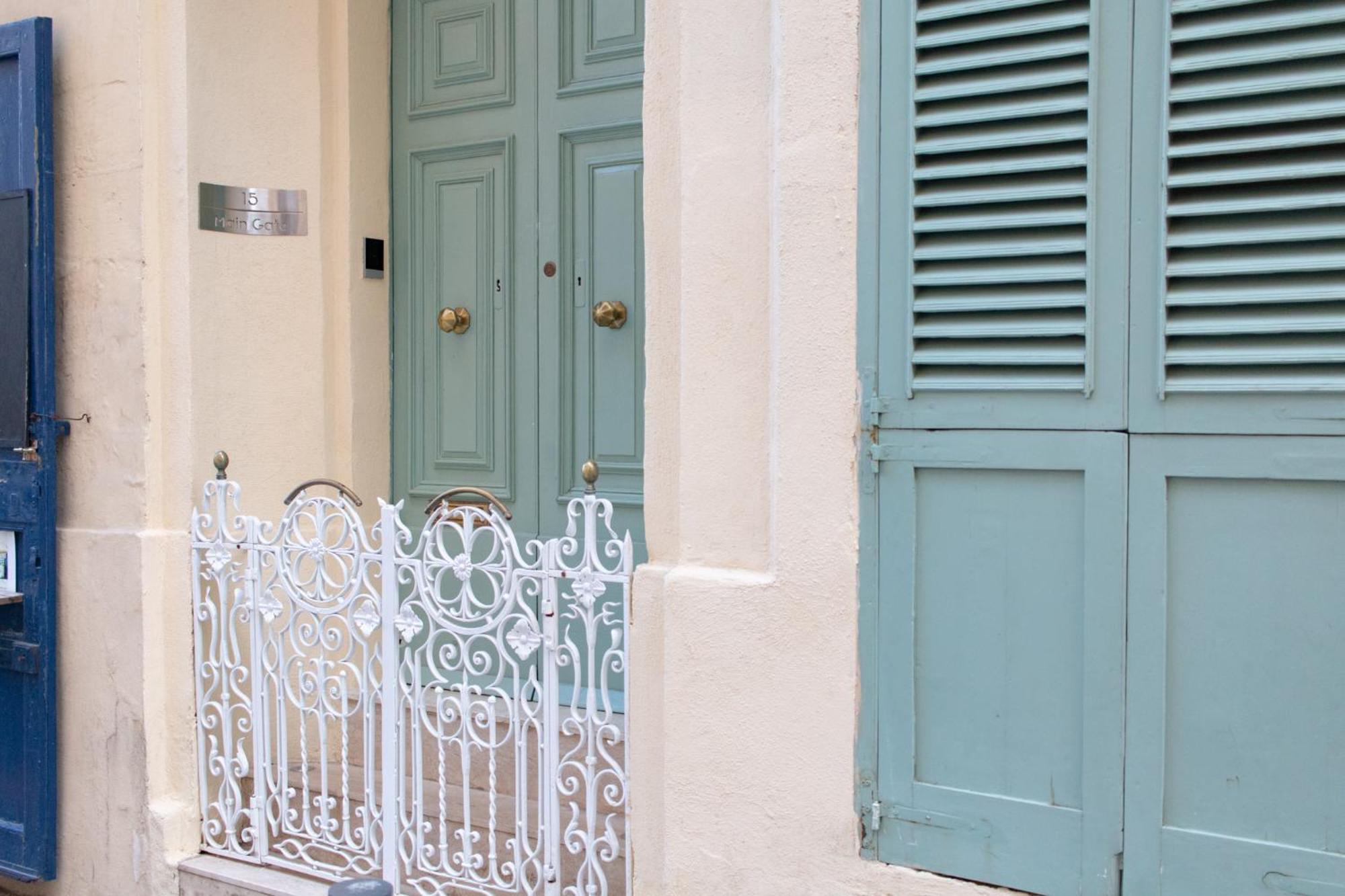 15 Main Gate Aparthotel Birgu Bagian luar foto