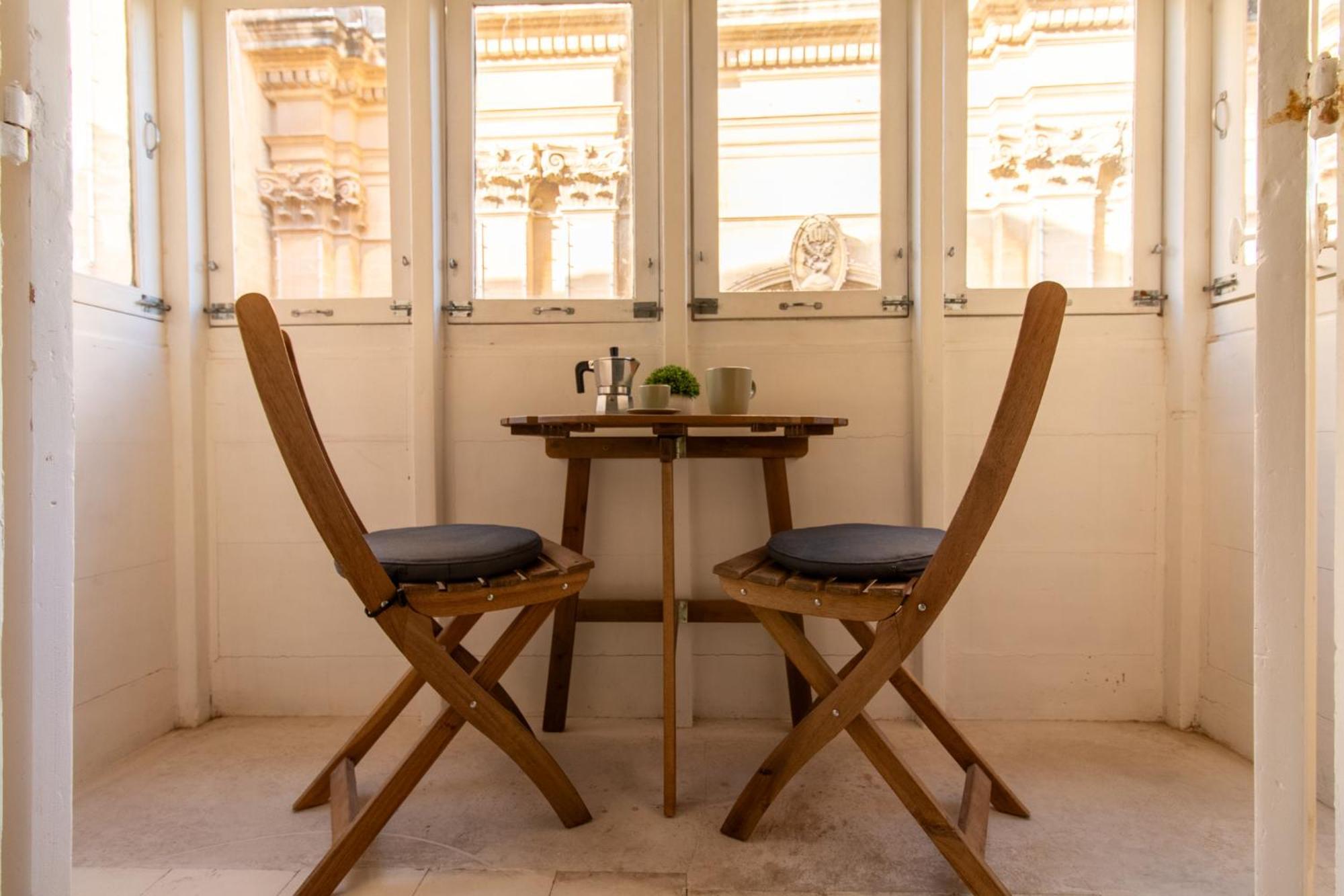 15 Main Gate Aparthotel Birgu Bagian luar foto