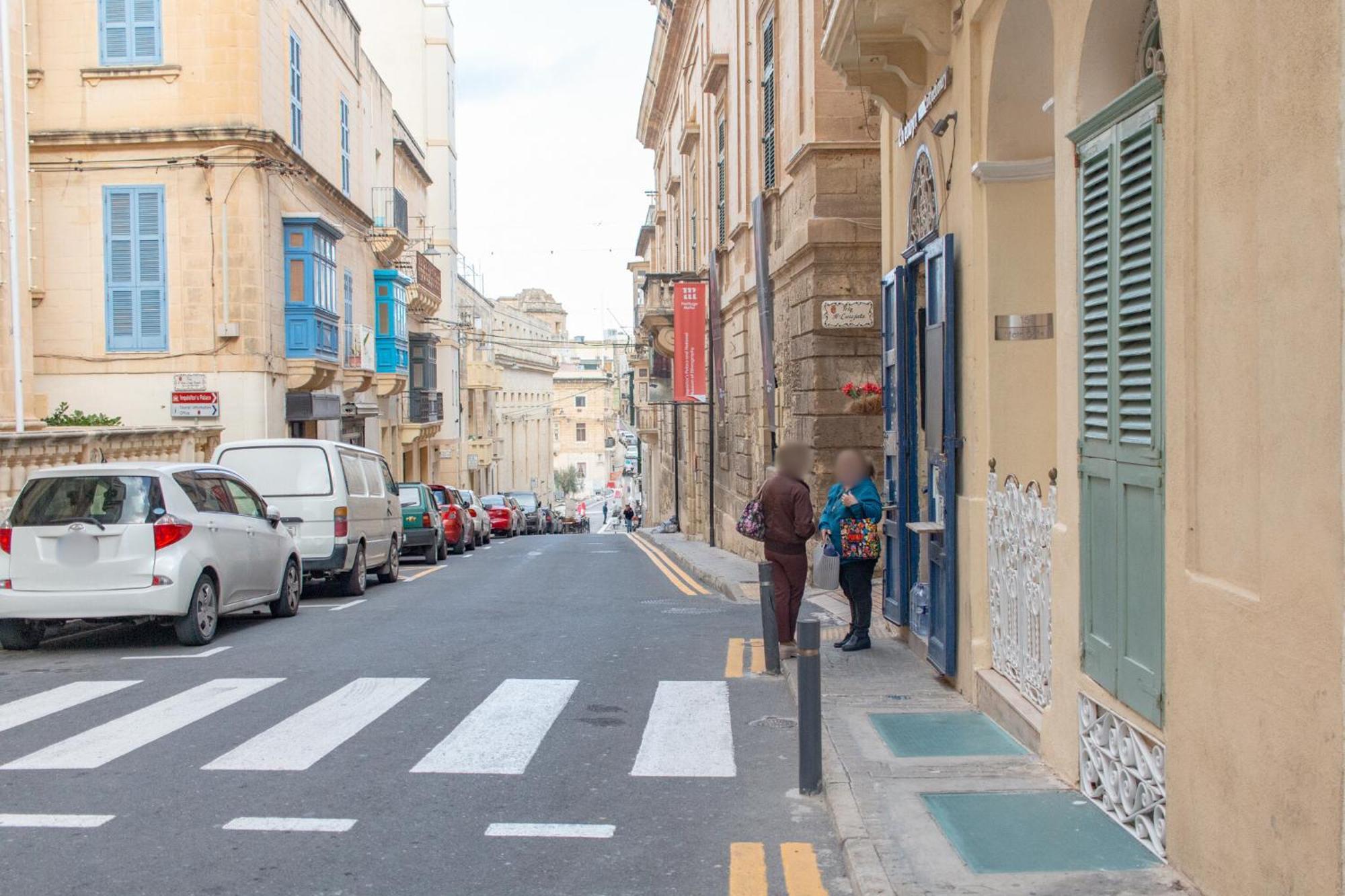 15 Main Gate Aparthotel Birgu Bagian luar foto